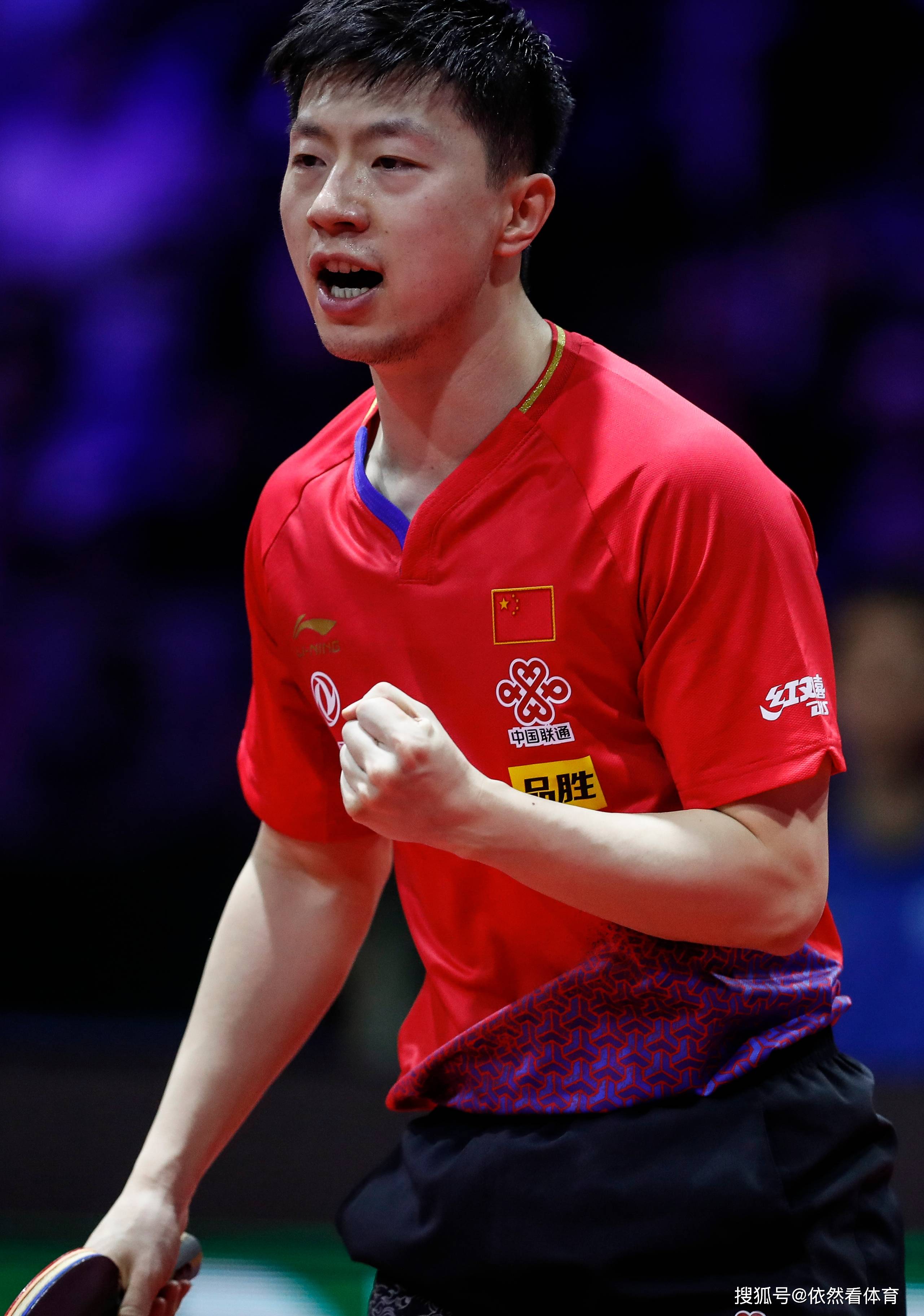 纷纷感叹他 纷纷感叹他